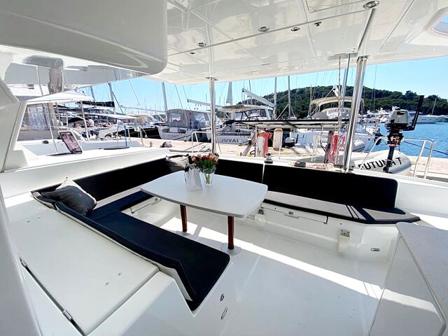 Lagoon 440 - 4 + 2 cab. Futuna T